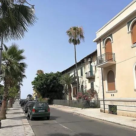 Via Marina 4*