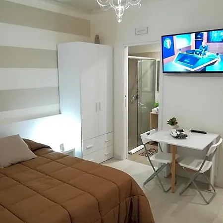 Bed and breakfast Via Marina 4*