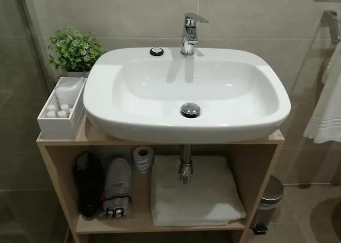 Nocleg ze śniadaniem Via Marina 4*