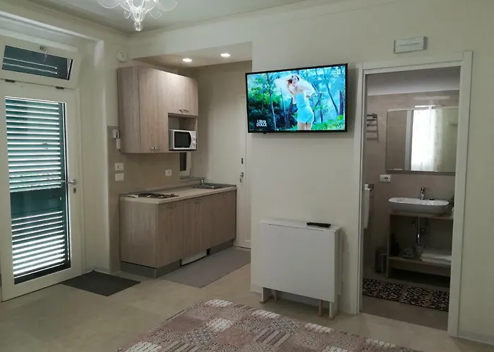 Via Marina Bed & Breakfast 4*