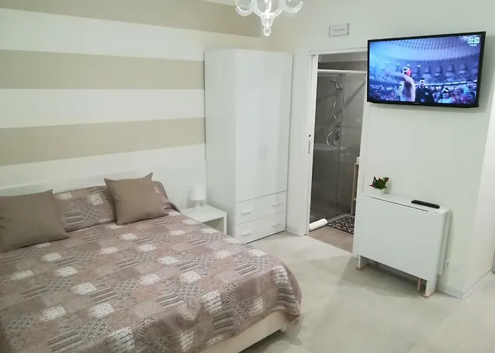 Bed & Breakfast Via Marina 4*